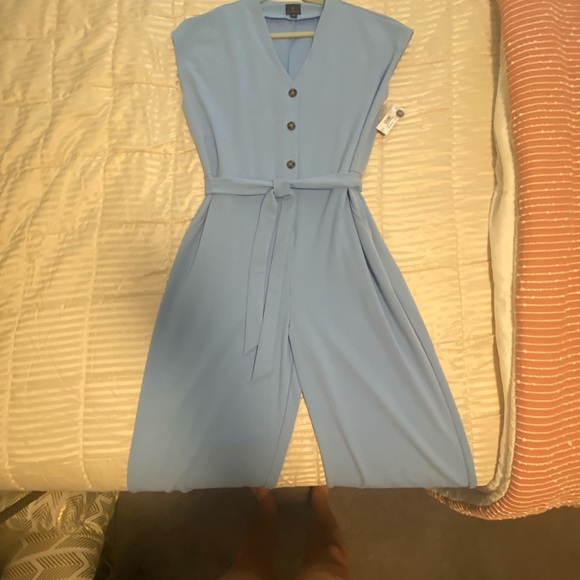 NWT Beautiful light blue wide leg one piece size 18 - Picture 5 of 9